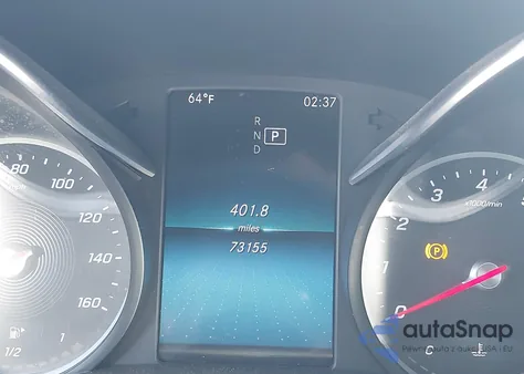 2019 Mercedes-Benz C 300 z USA, uszkodzony, nr VIN 55SWF8DB3KU319429